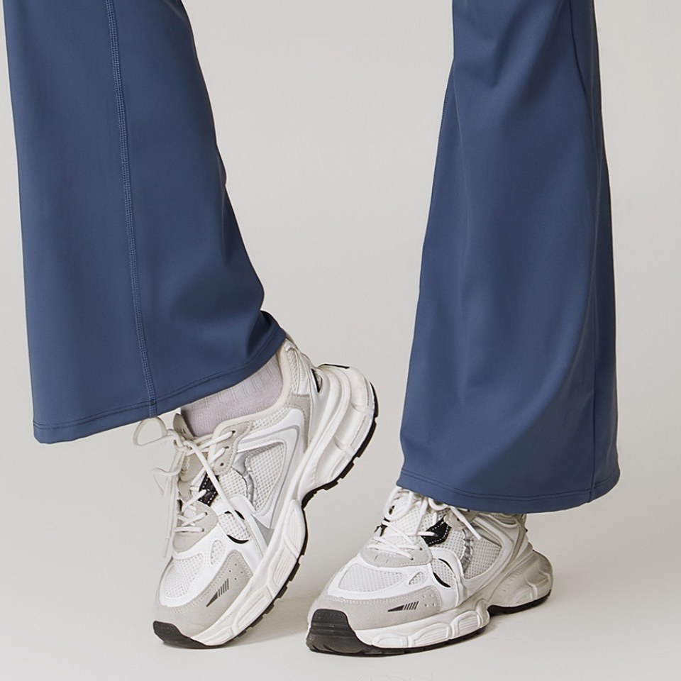 Ribbed V-Waist Jumpsuit