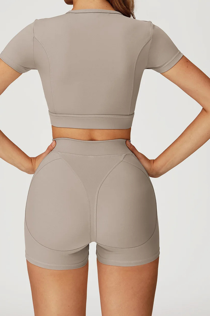 Motion Fit Cropped T-shirt