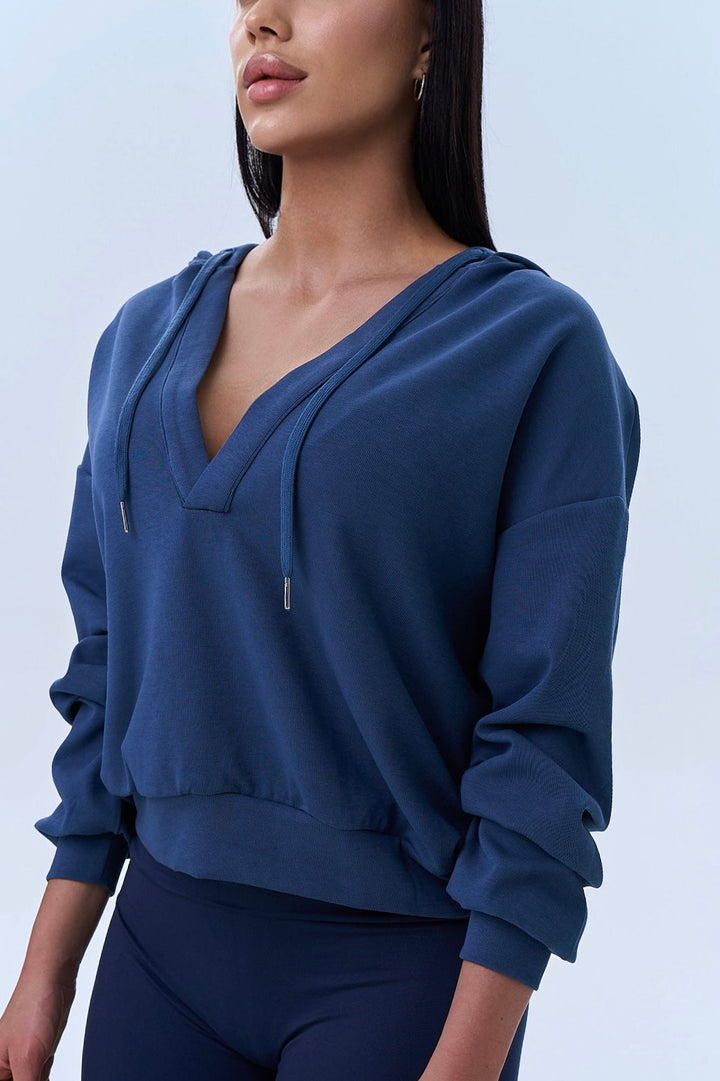 Move Cozzy V-Shape Hoodie