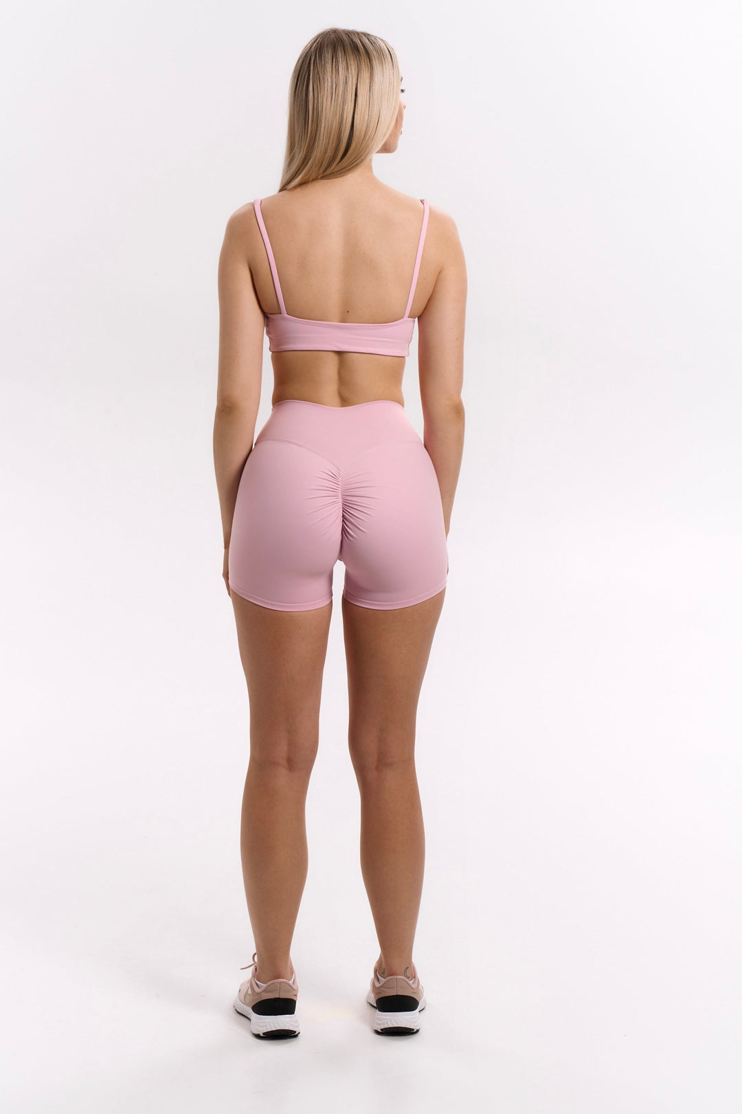 Fit High - Waist Scrunch Shorts